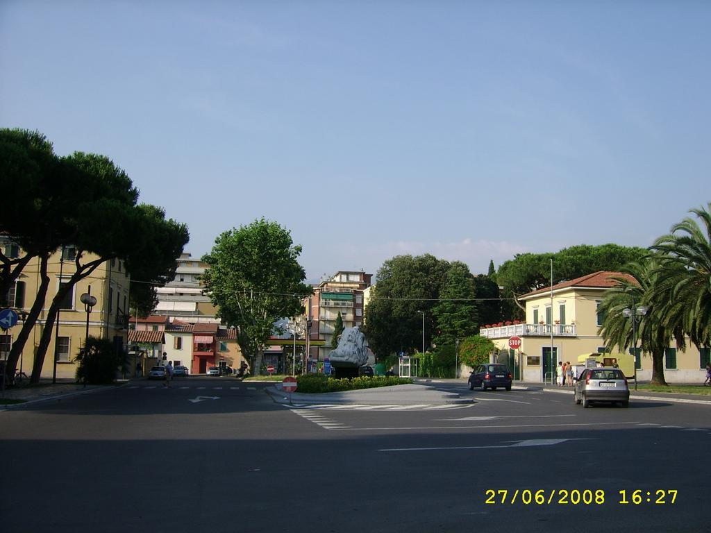 Appartamento Marina Marina Di Carrara Exteriér fotografie